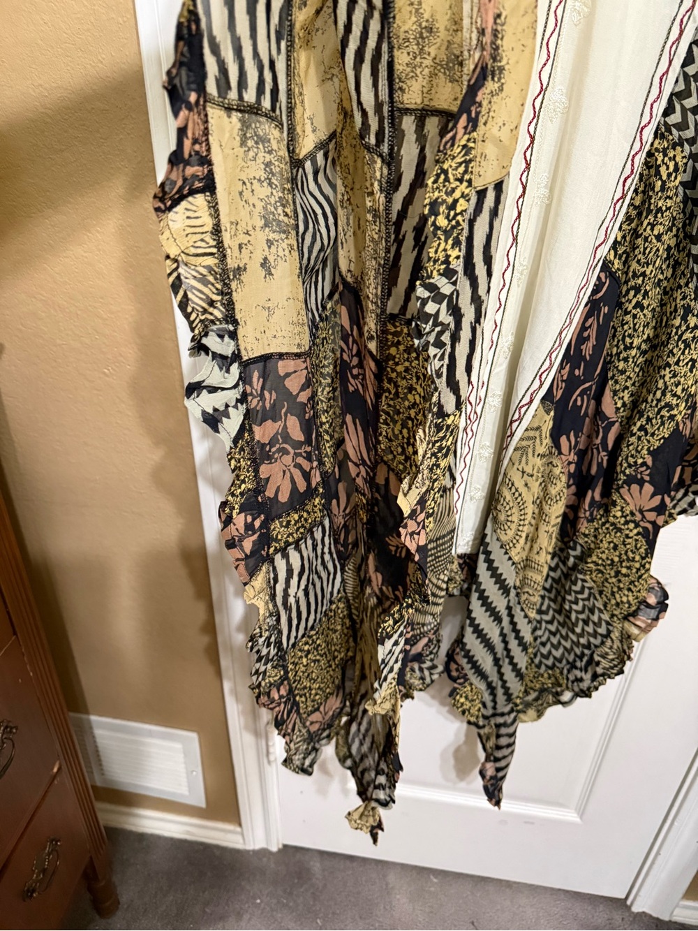👗 H251 NWT Young Thread L ptp40 Boho Floral Patchwork kimono Poncho Top Green Bl - Picture 4 of 10